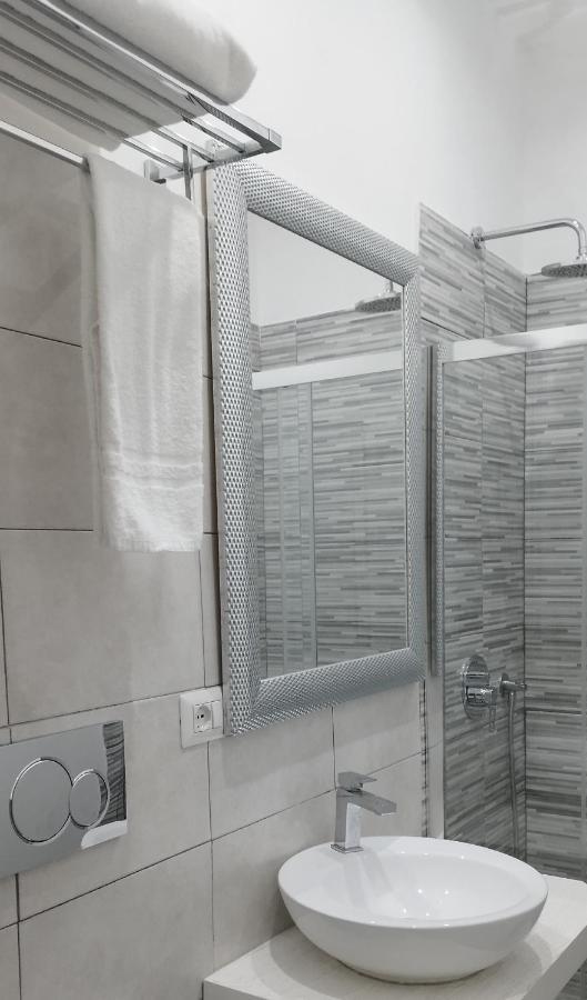 Rooms Via Tacito Рим Экстерьер фото